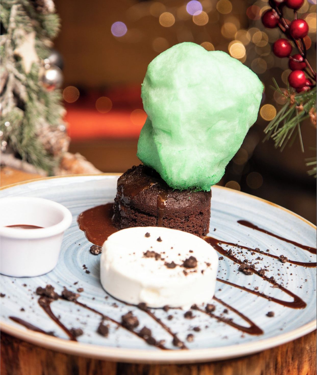 volcan-de-chocolate-y-algodon-de-azucar